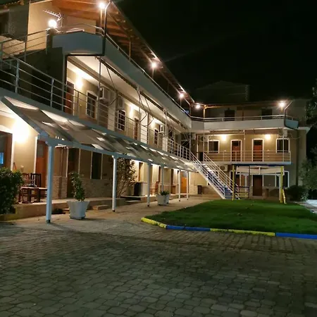 Dolce Italia Hotel 3*